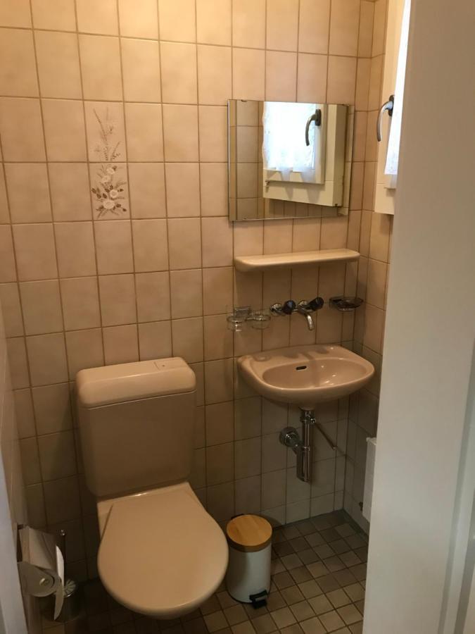 Simple Studio 36M2 In The Center Of Burgdorf Private Parking Small Bathroom Ngoại thất bức ảnh